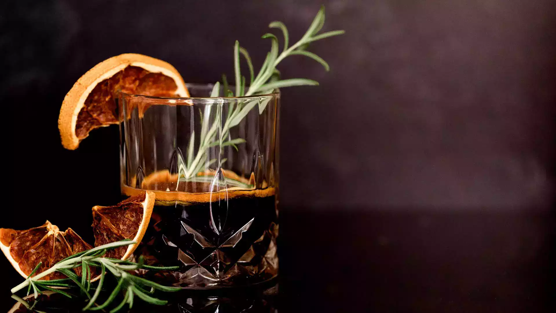 Cocktail rhum arrangé polynésien dégustation rhumerie Polynésie