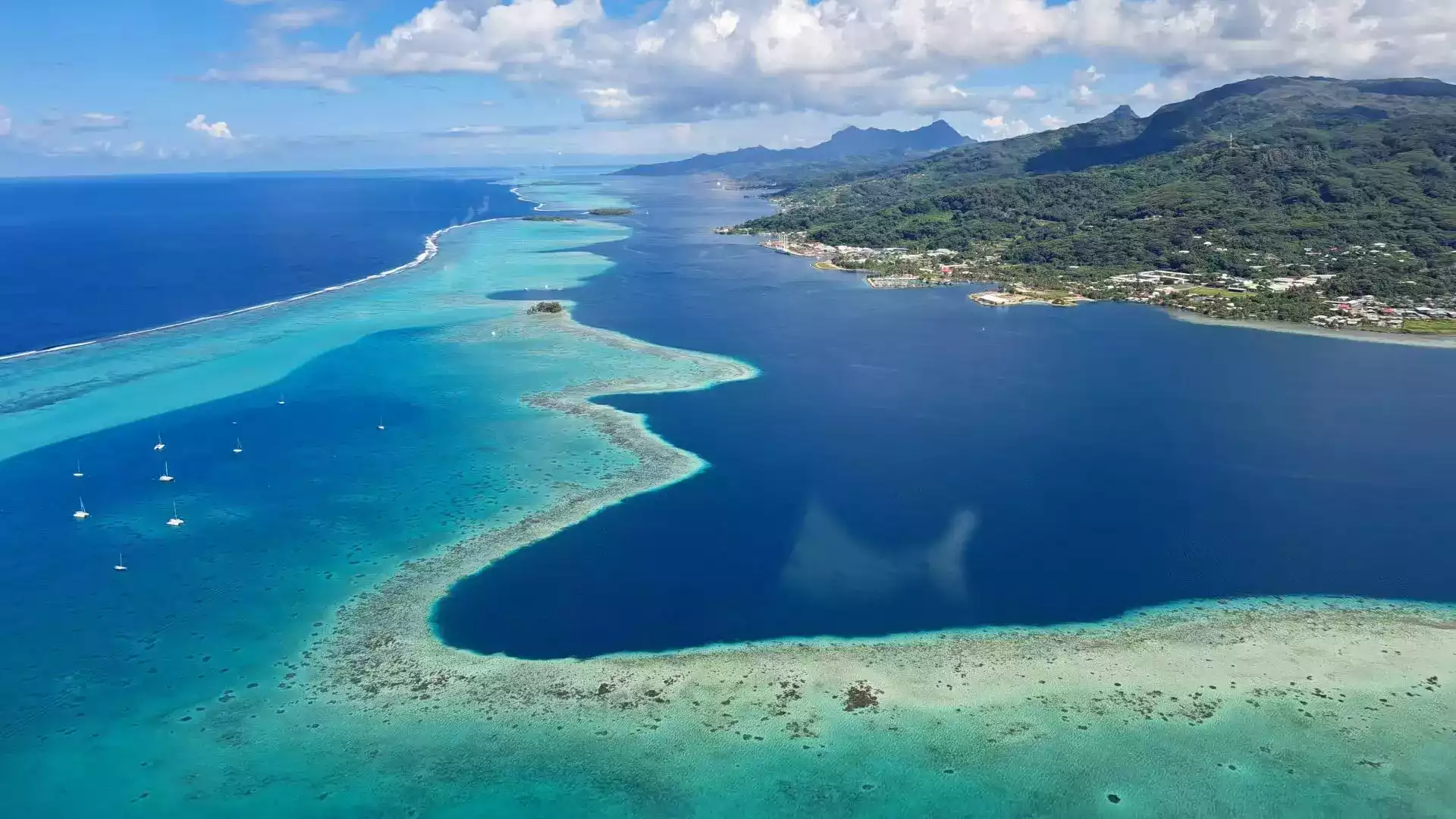 ULM flight Raiatea Taha'a lagoon aerial view French Polynesia