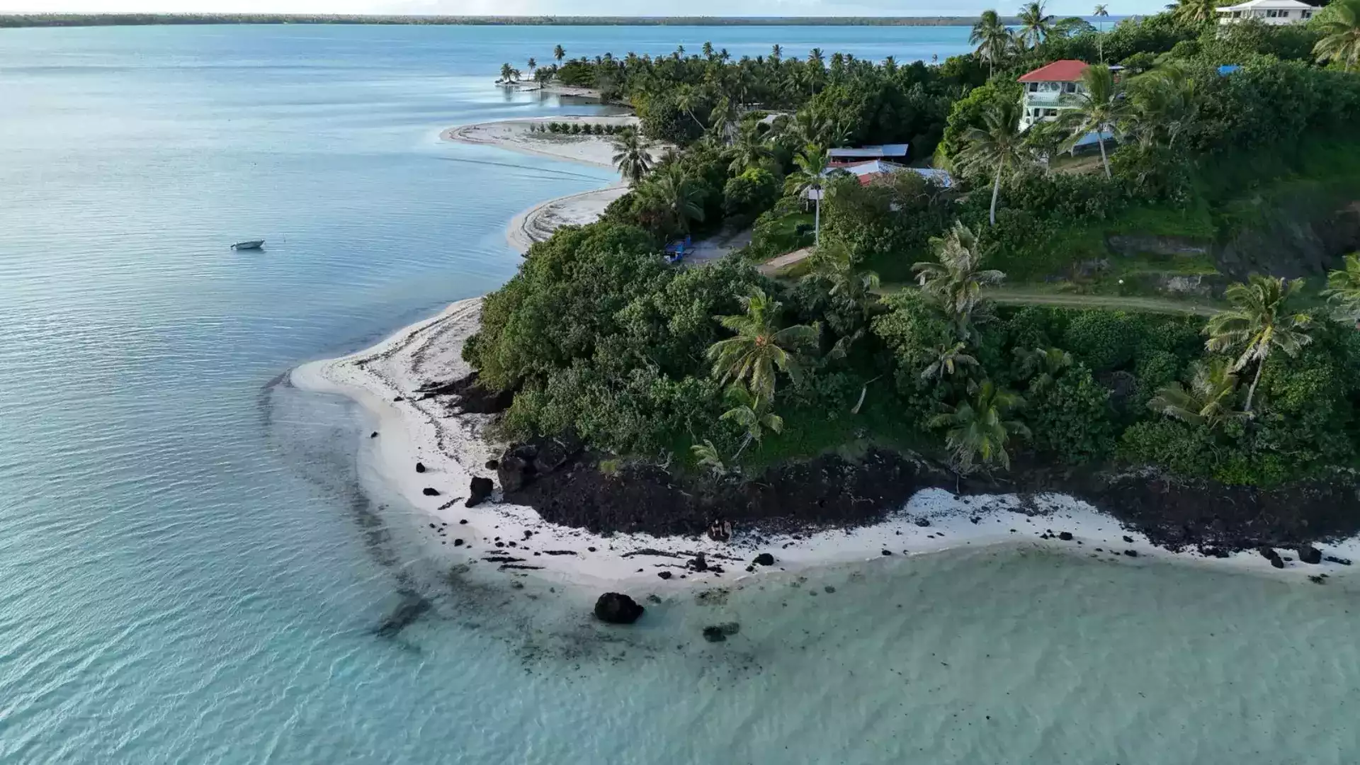Maupiti lagon nature Tefarearii pension de famille