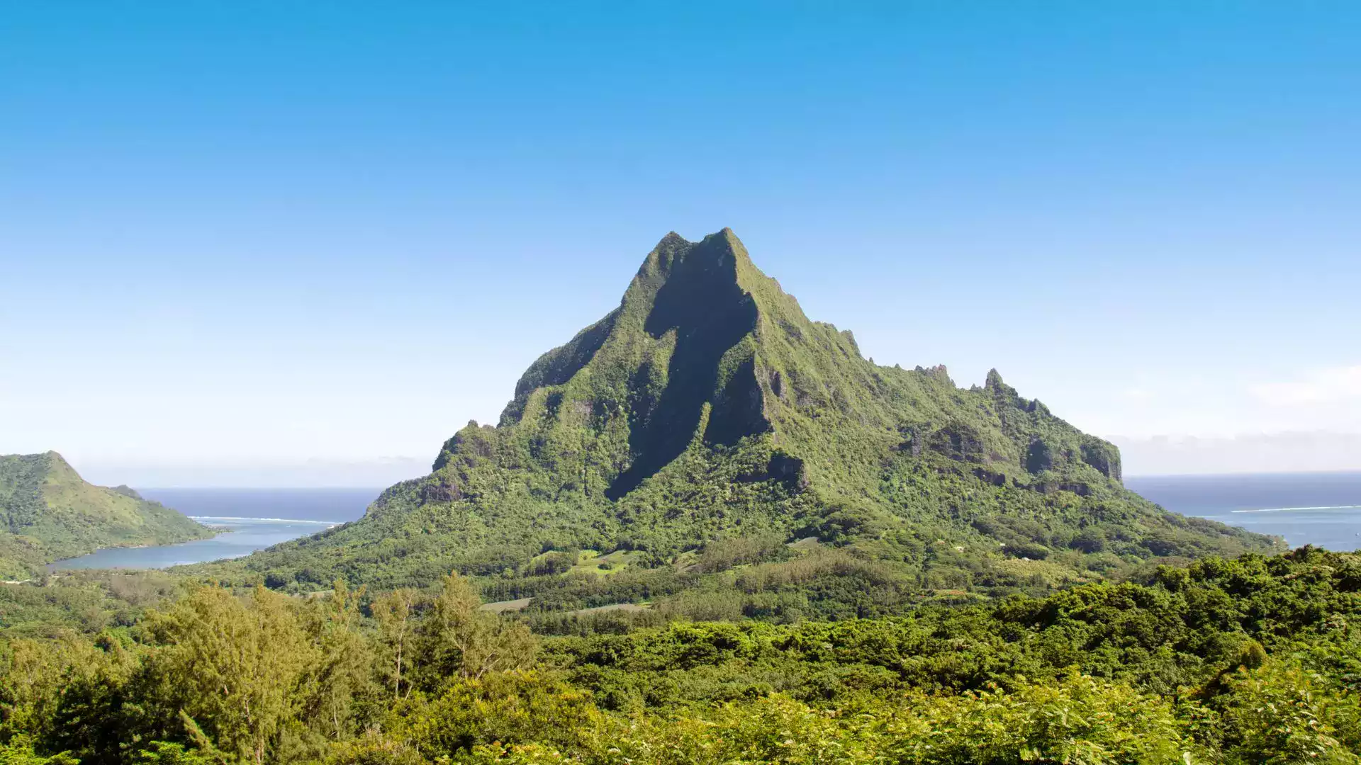 Magic Mountain Moorea panoramic view quad ATV tour north coast