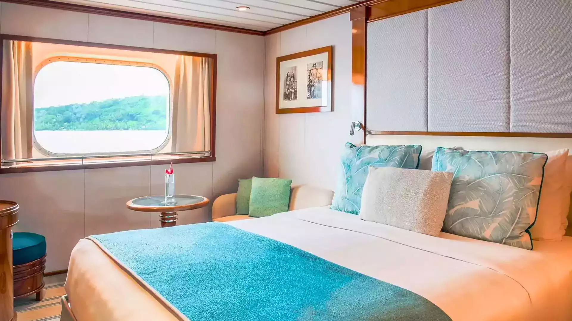 Paul Gauguin cruise cabin balcony French Polynesia