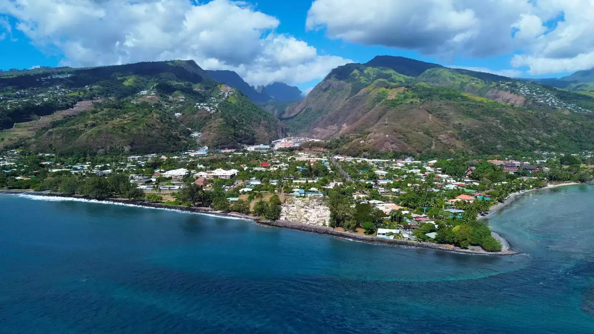 Puna'auia Tahiti vue mer lagon apnée