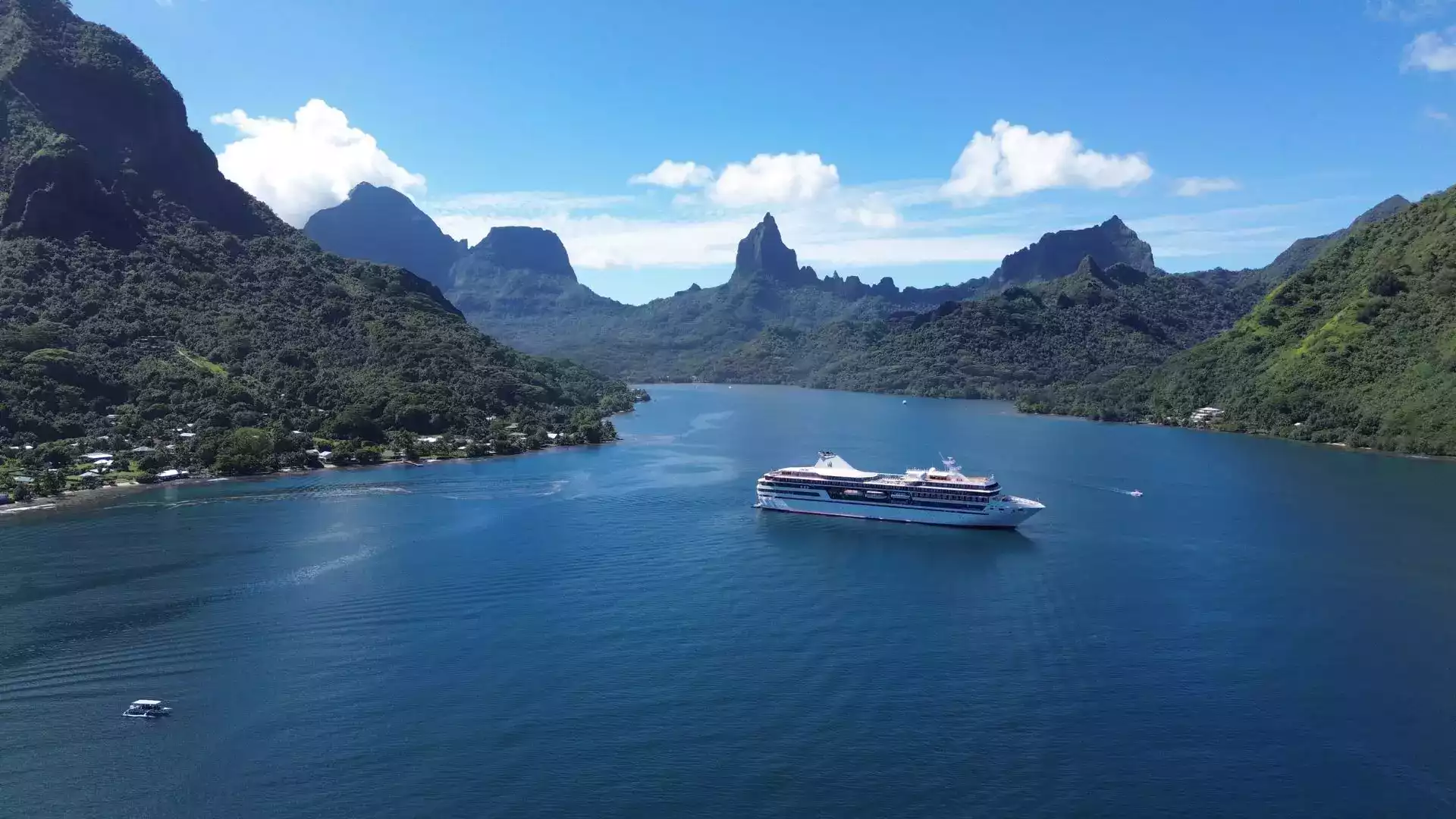 Paul Gauguin cruise anchored in Opunohu Bay Moorea