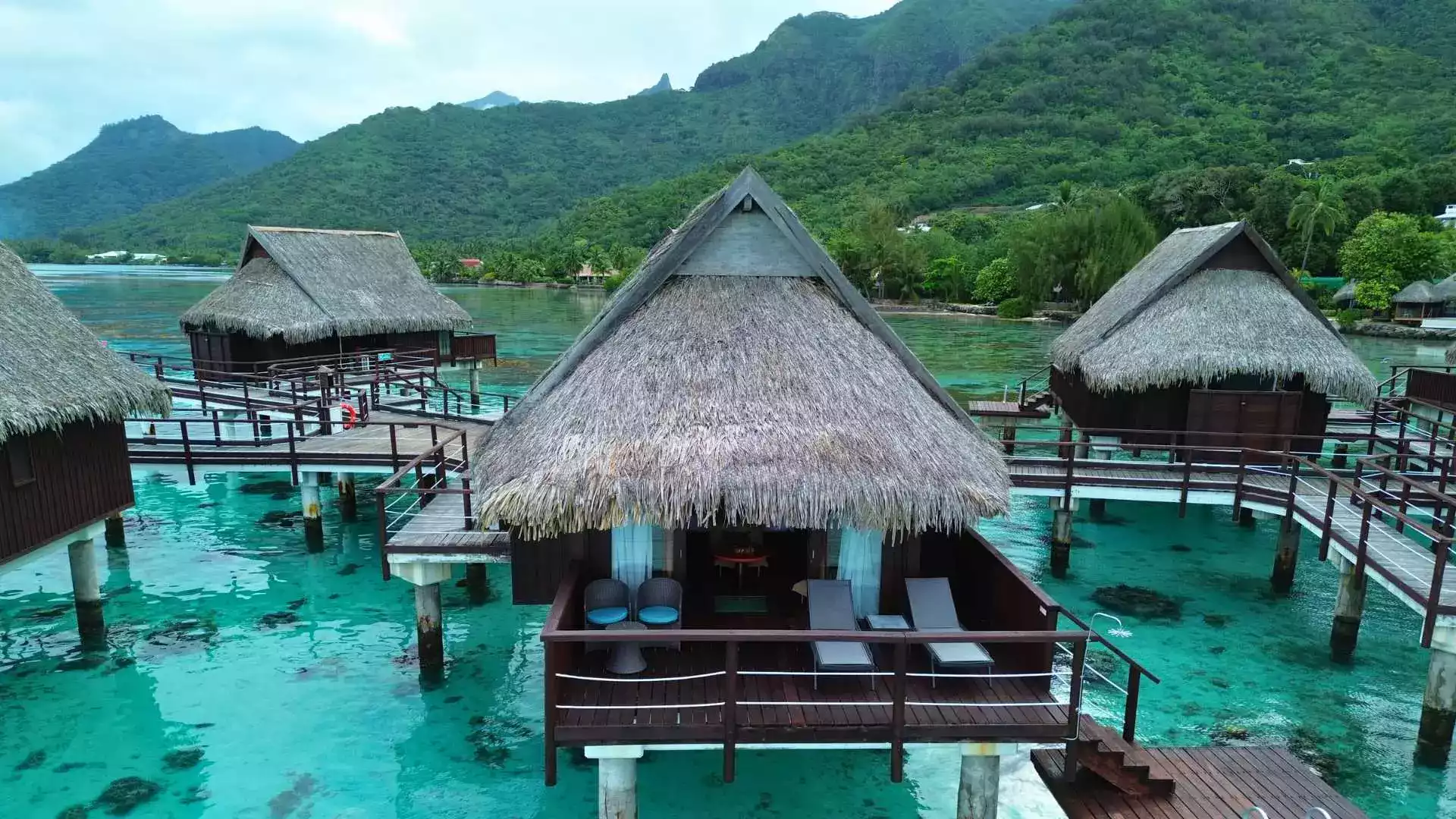Sofitel Moorea bungalow sur pilotis lune de miel Polynésie