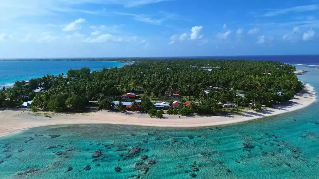 Pension Herearii Tikehau coucher soleil lagon plage