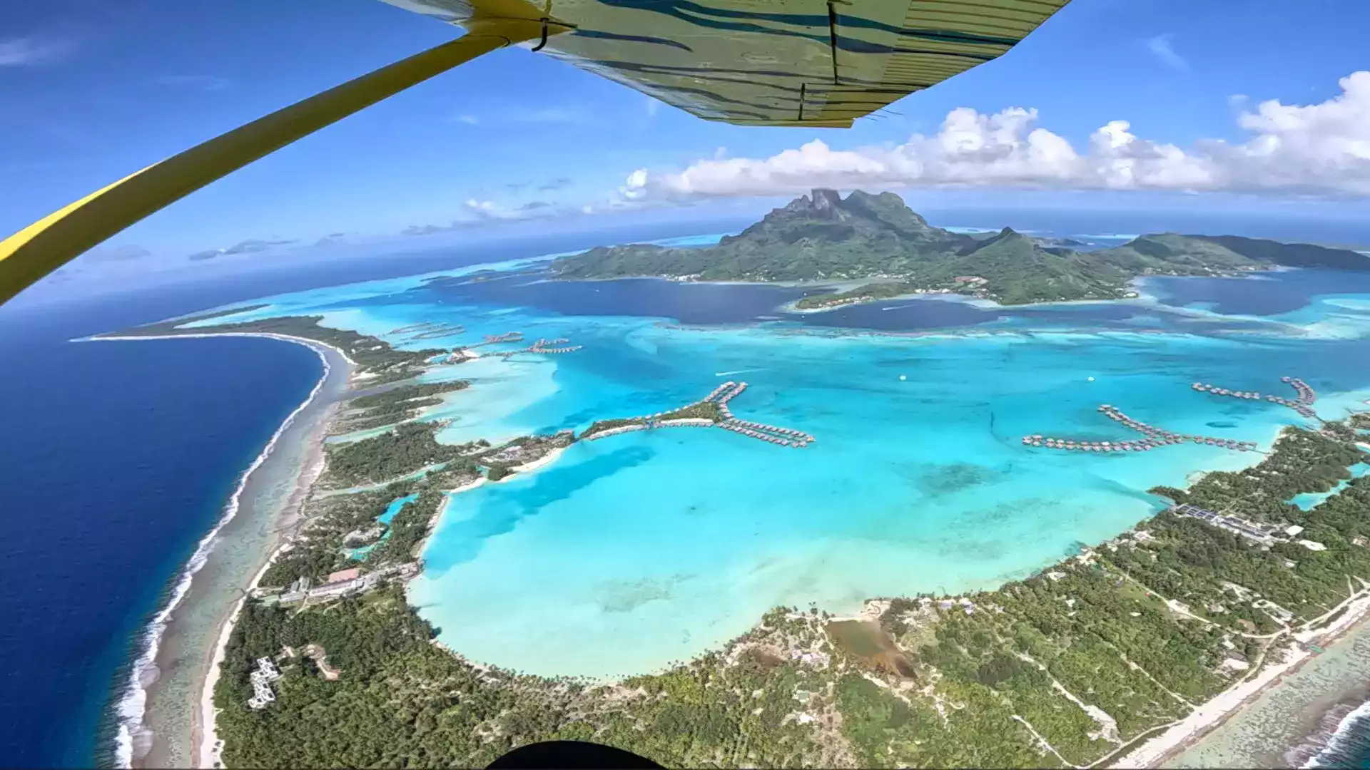 Microlight flight Bora Bora Tupai heart island Tahiti Air Lagon French Polynesia