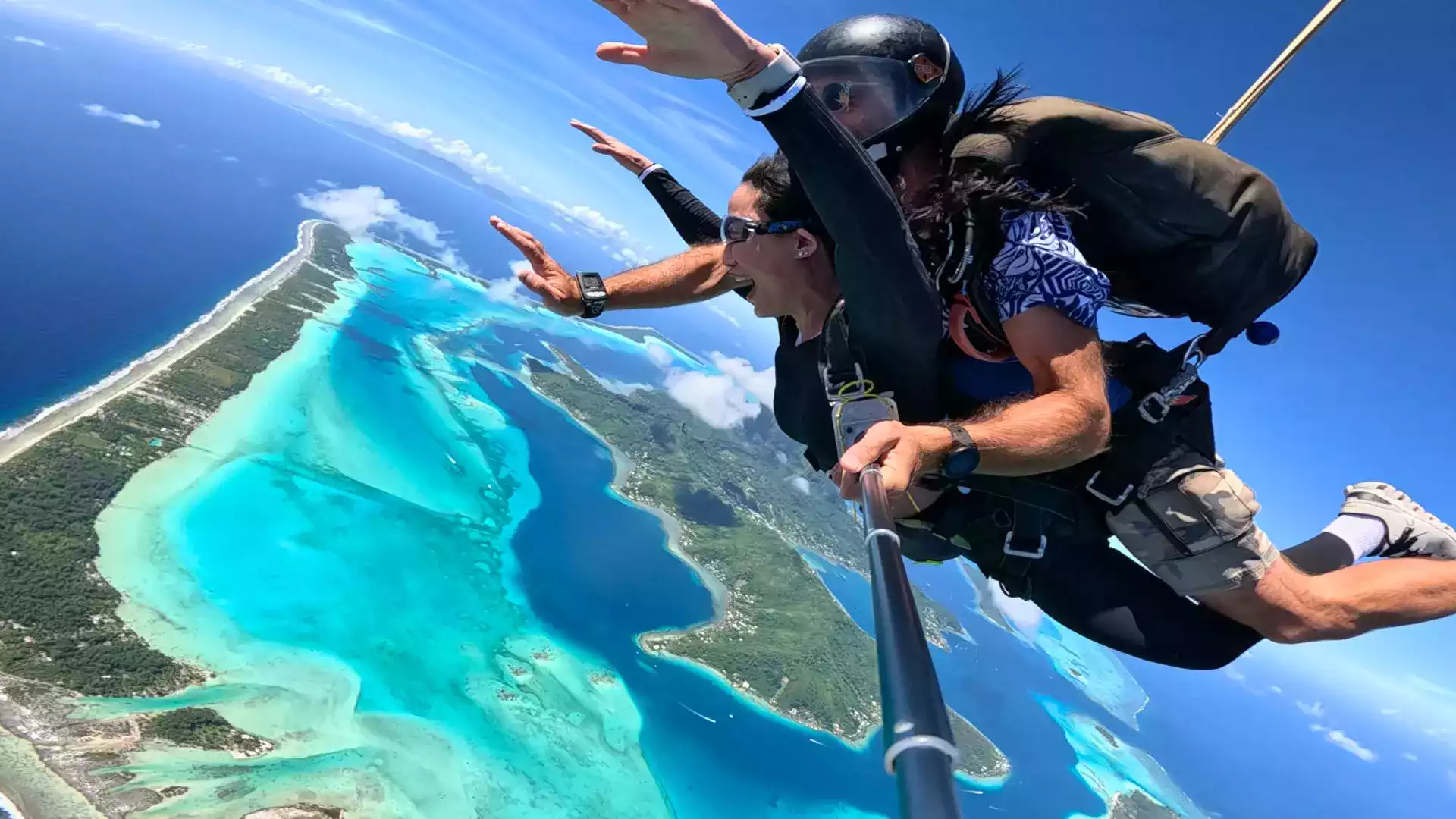 Saut en parachute Bora Bora lagon vue du ciel Polynésie française